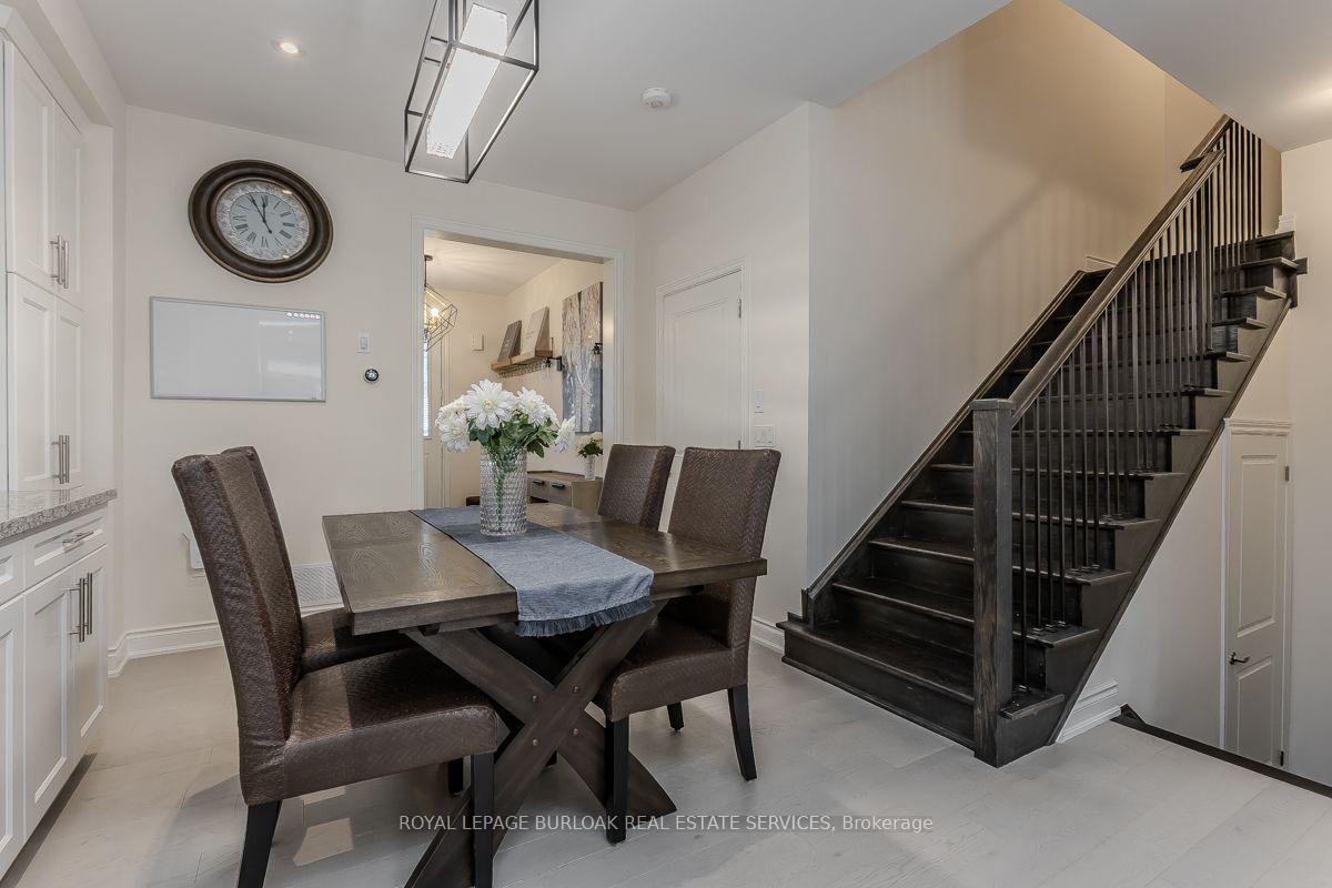 Photo 17 of 11 Cooley Grove, Hamilton, Meadowlands — HOMEH