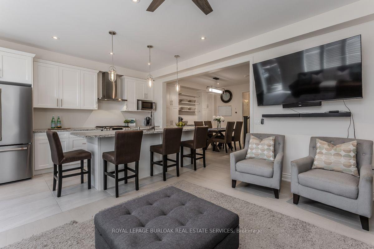 Photo 25 of 11 Cooley Grove, Hamilton, Meadowlands — HOMEH