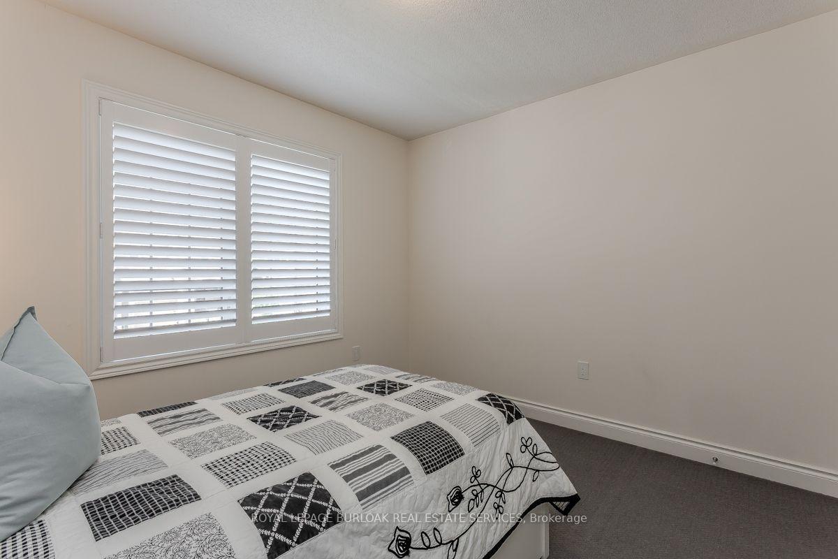 Photo 38 of 11 Cooley Grove, Hamilton, Meadowlands — HOMEH