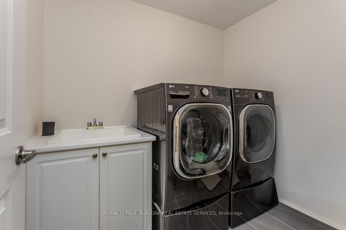 Photo 42 of 11 Cooley Grove, Hamilton, Meadowlands — HOMEH
