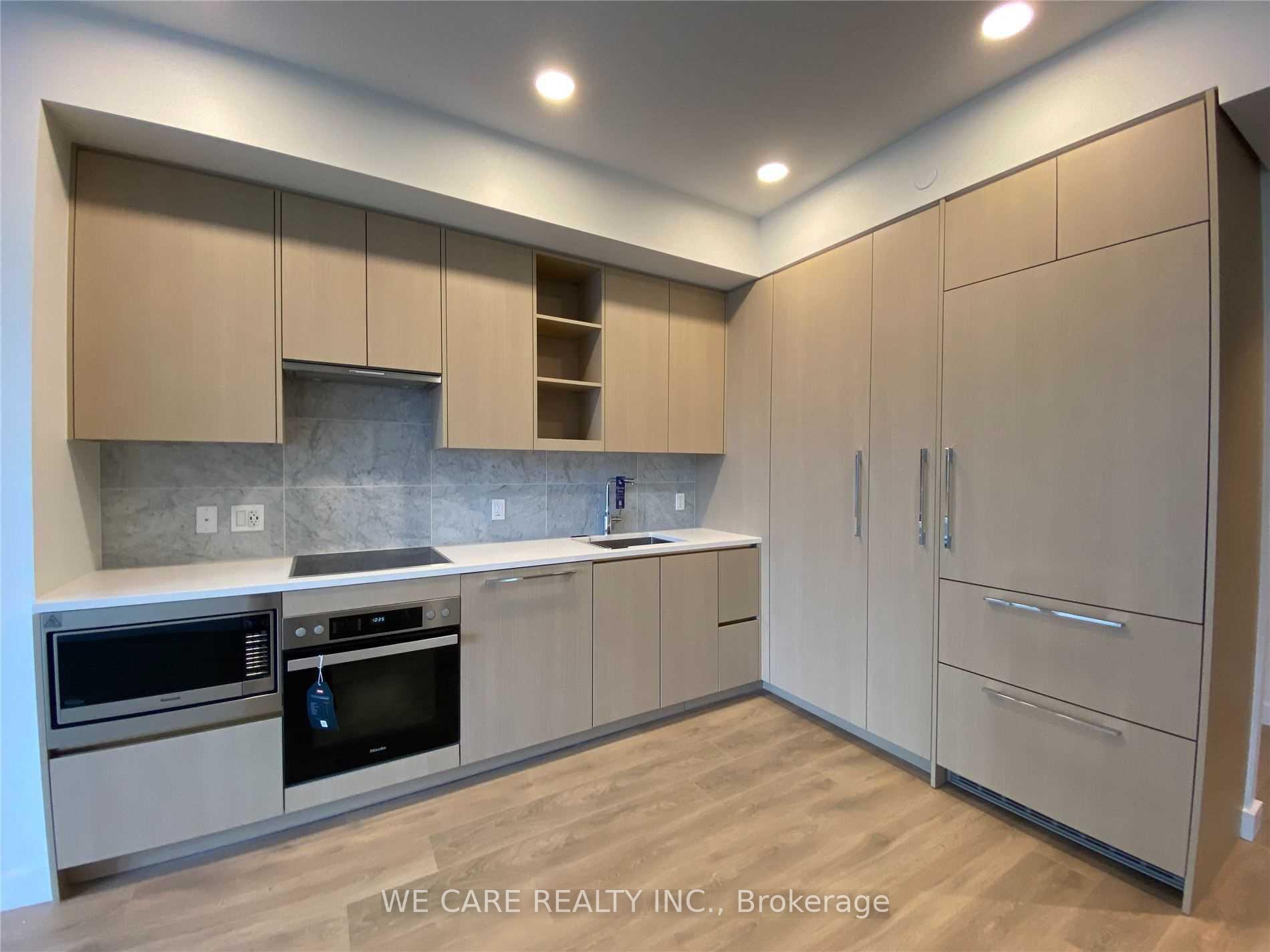 Photo 3 of Unit 4006, 95 Mcmahon Drive, North York, Bayview Village — HOMEH