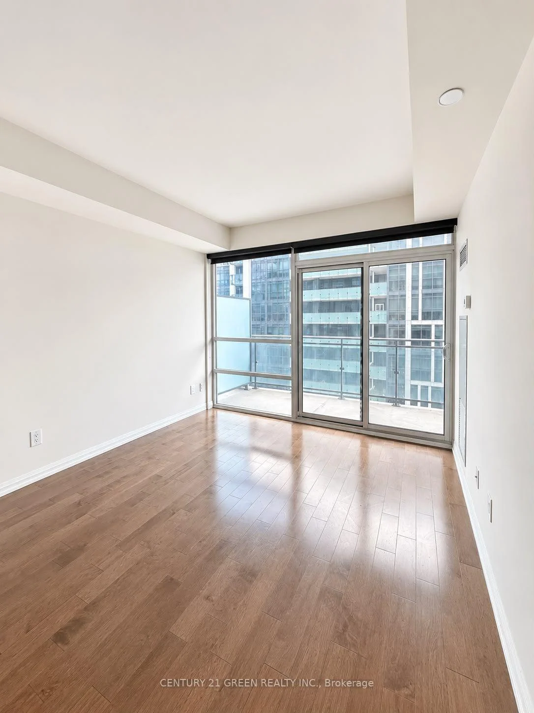 Photo 6 of Unit 1902, 460 Adelaide Street E, Toronto, Moss Park — HOMEH