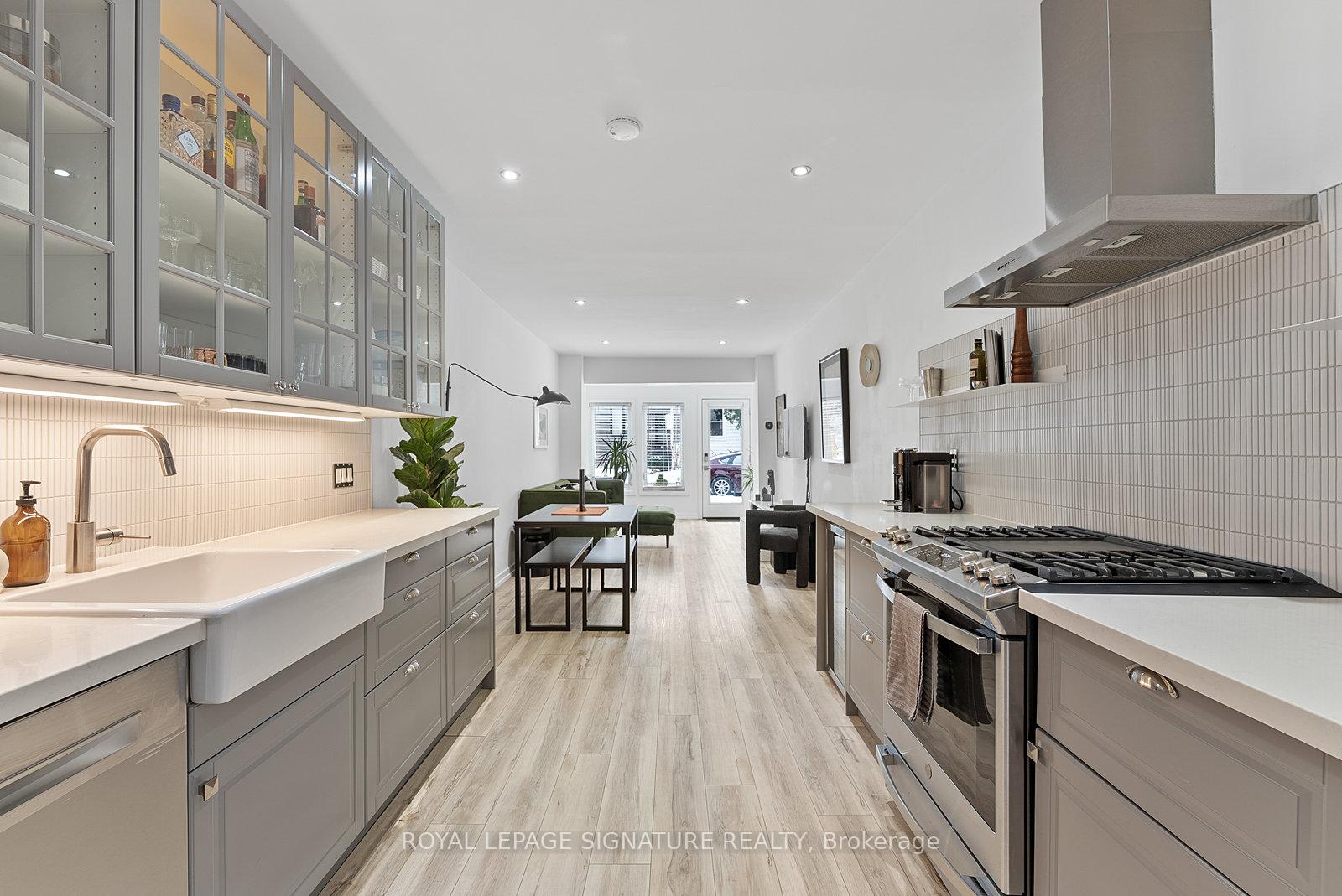 Photo 12 of 28 Minto Street, Toronto, Greenwood-Coxwell — HOMEH