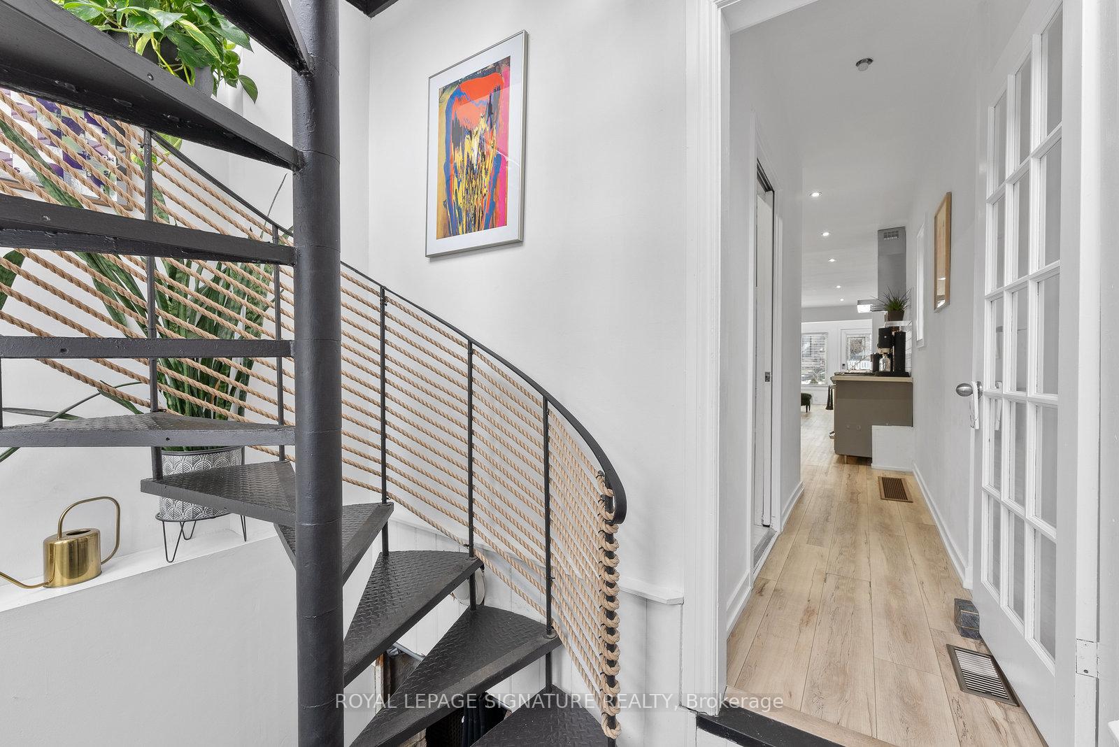 Photo 15 of 28 Minto Street, Toronto, Greenwood-Coxwell — HOMEH