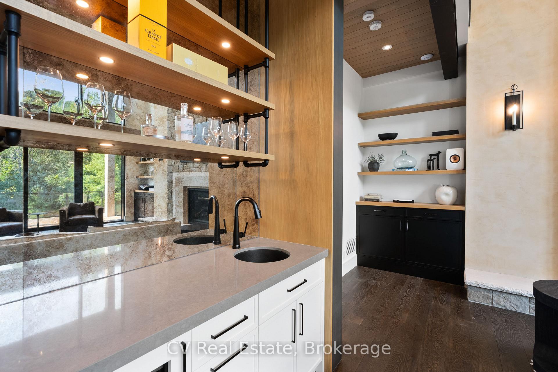 Photo 14 of 152 Delphi Lane, Blue Mountains — HOMEH