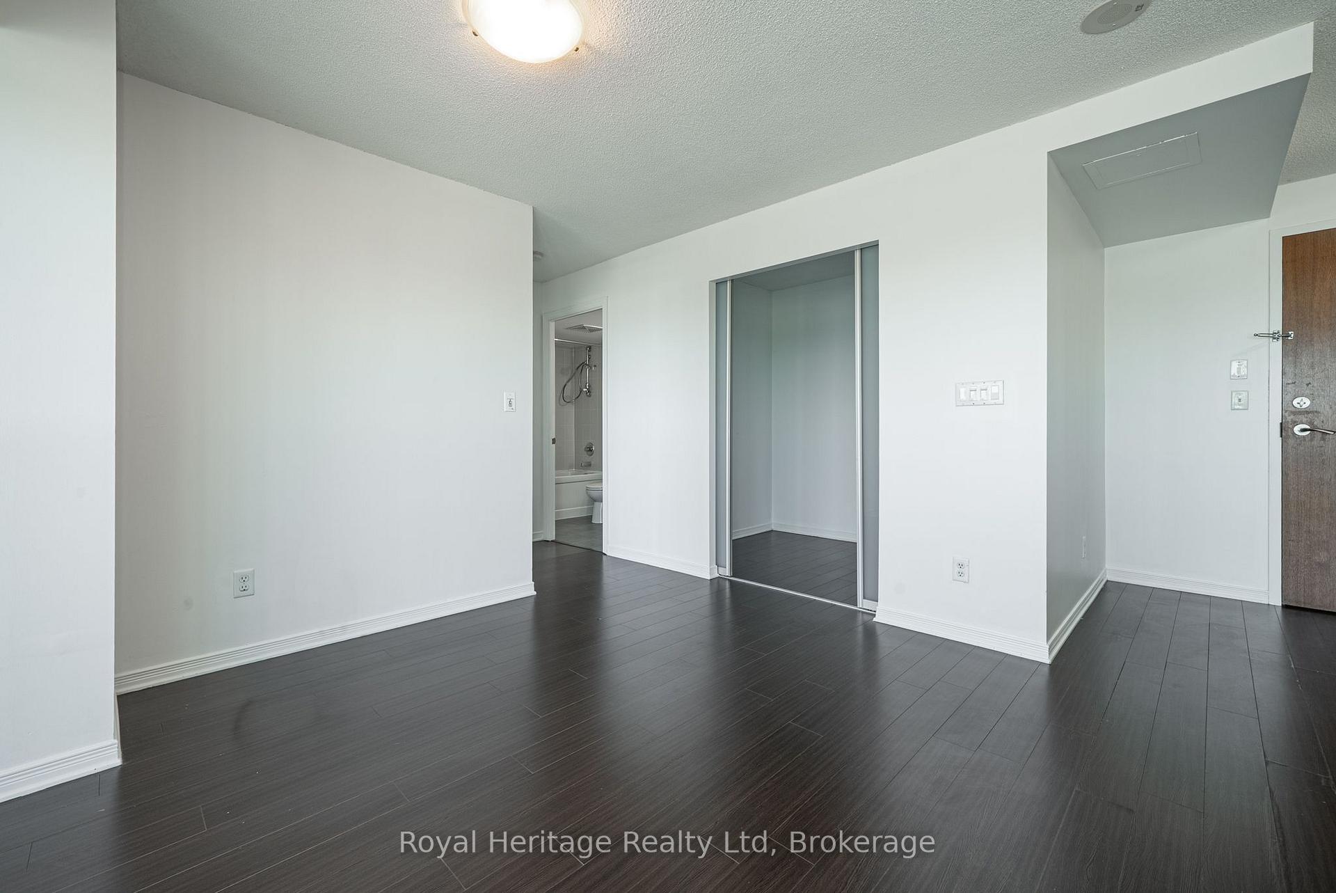 Photo 8 of Unit 1602, 215 Queen Street E, Brampton, Queen Street Corridor — HOMEH