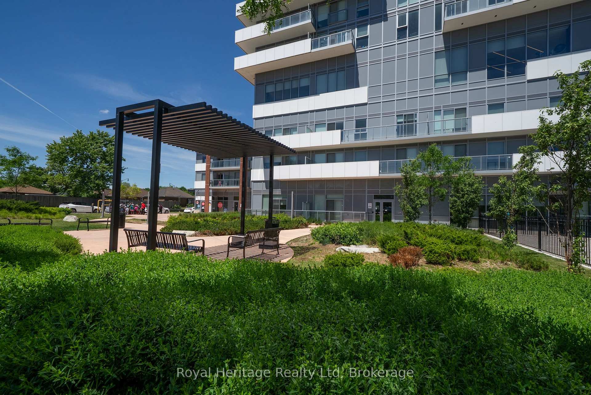 Photo 18 of Unit 1602, 215 Queen Street E, Brampton, Queen Street Corridor — HOMEH