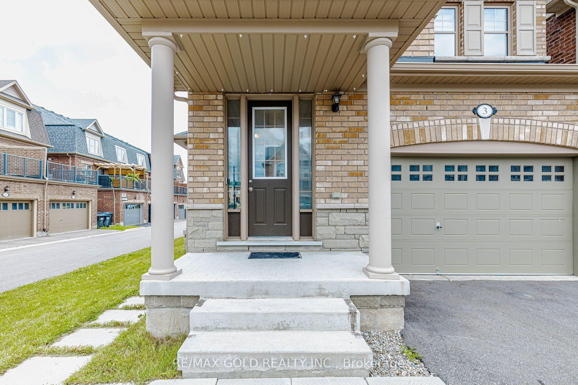 Photo 2 of 3 Dale Meadows Road, Brampton, Bram West — HOMEH
