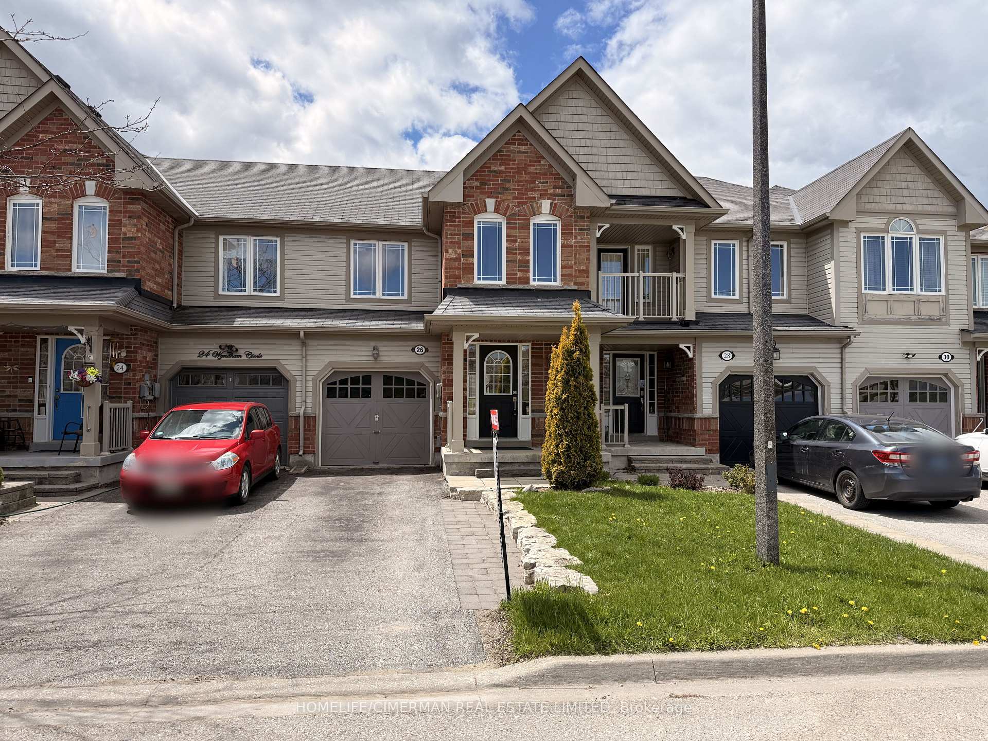 Photo 1 of 26 Wyndham Circle, Georgina, Sutton & Jackson's Point — HOMEH