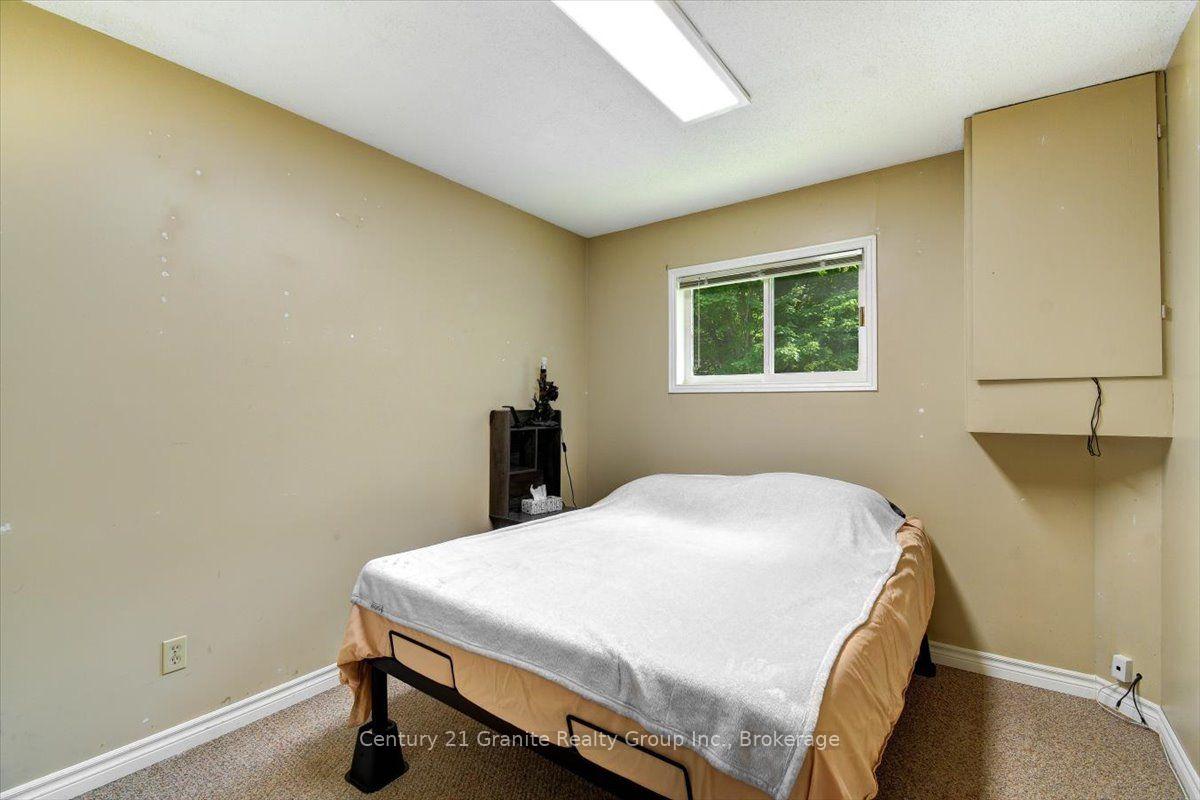 Photo 17 of 32 Firehall Lane, Hastings Highlands, Herschel Ward — HOMEH