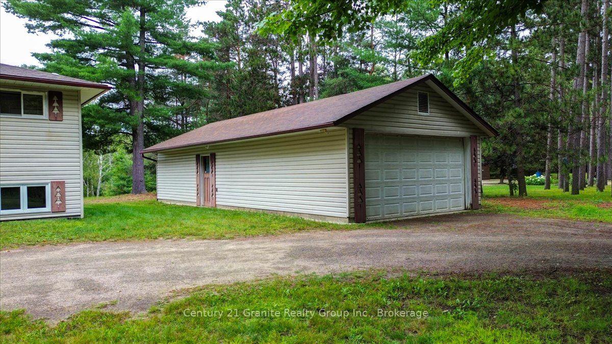 Photo 35 of 32 Firehall Lane, Hastings Highlands, Herschel Ward — HOMEH
