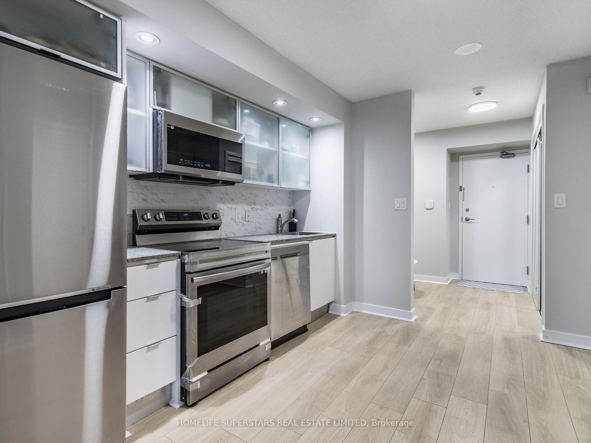 Photo 3 of Unit 1603, 25 Telegram Mews, Toronto, Waterfront Communities — HOMEH