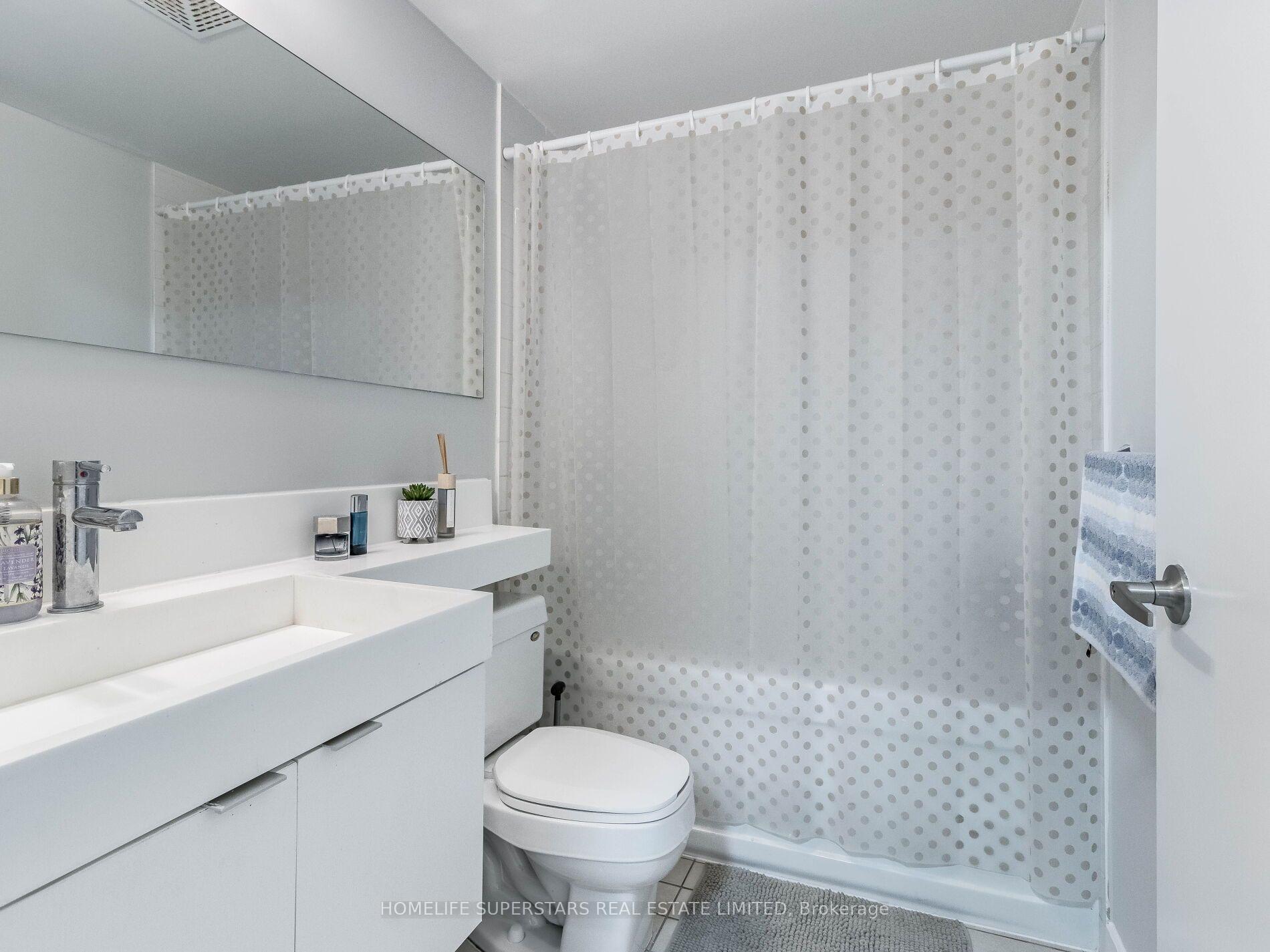 Photo 6 of Unit 1603, 25 Telegram Mews, Toronto, Waterfront Communities — HOMEH