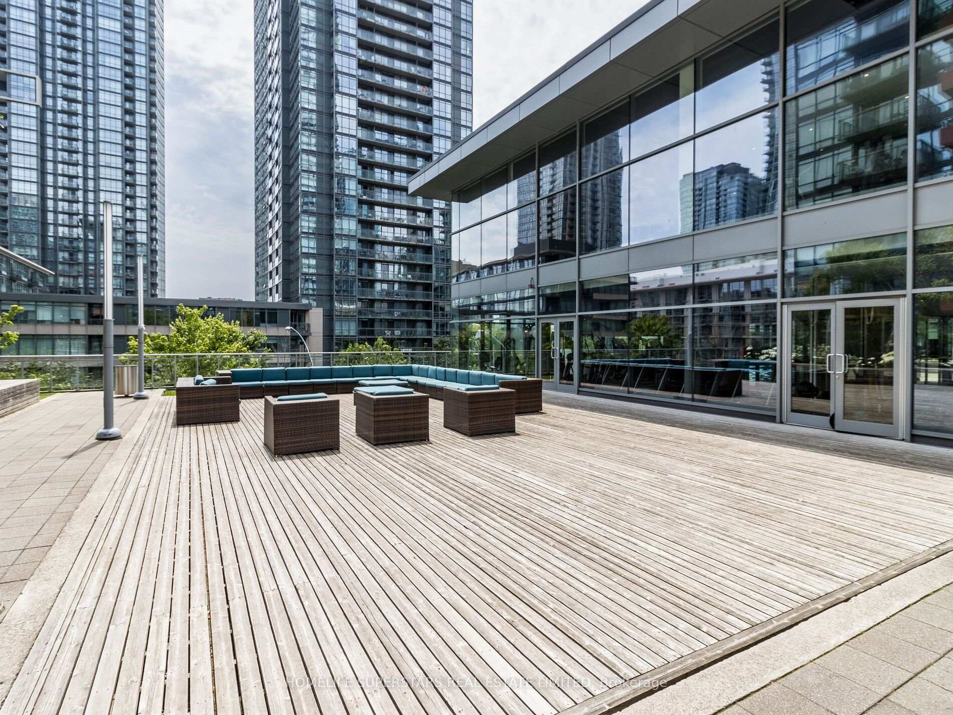 Photo 10 of Unit 1603, 25 Telegram Mews, Toronto, Waterfront Communities — HOMEH