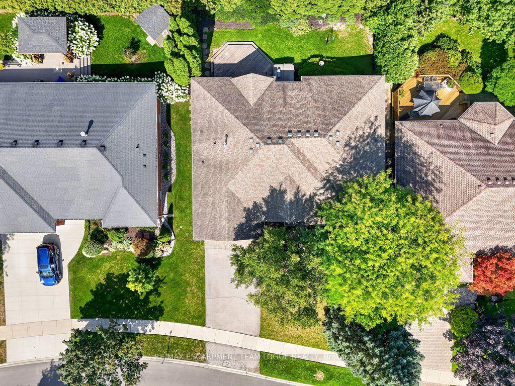 Photo 44 of 1092 Crofton Way, Burlington, Tyandaga — HOMEH