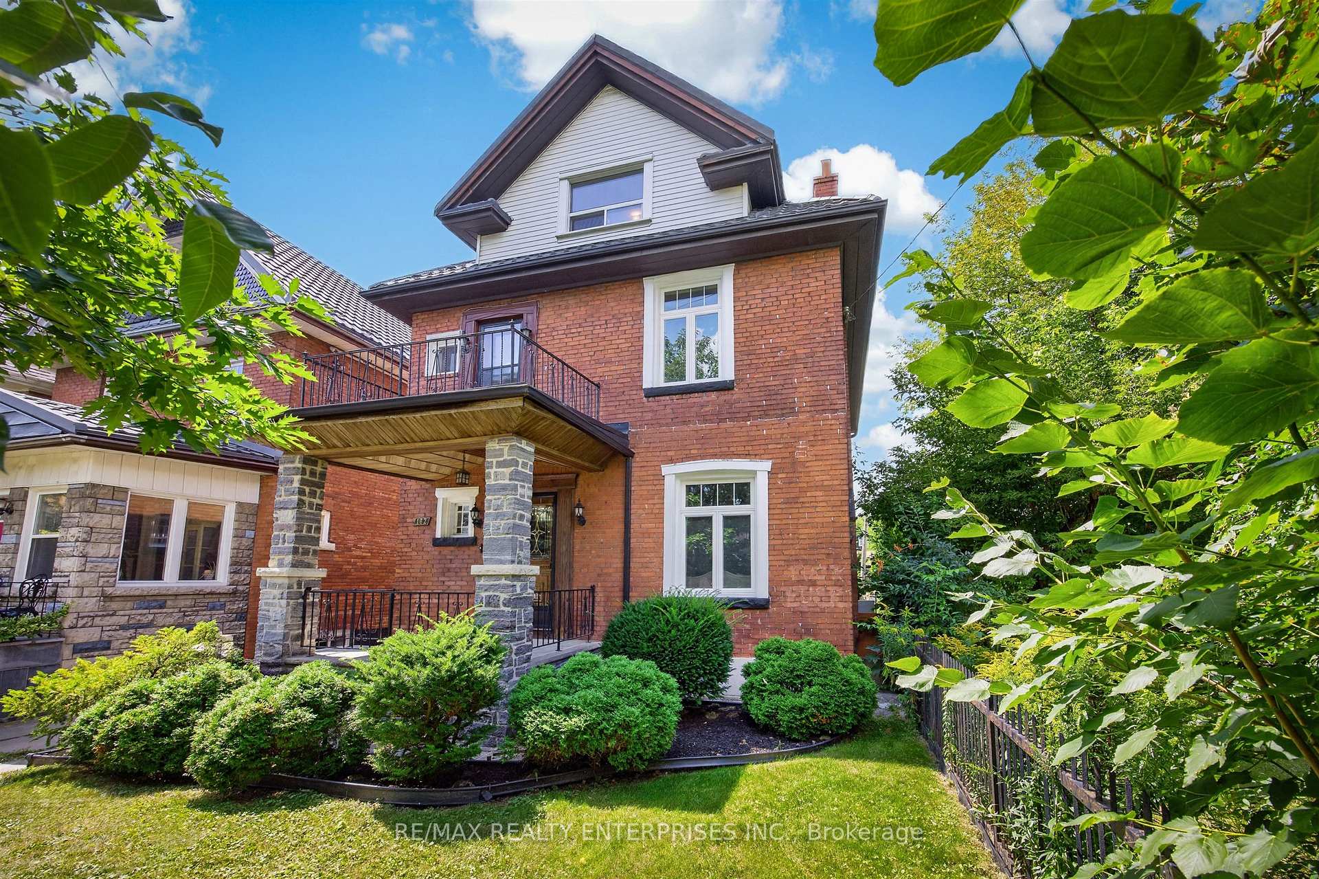 Photo 3 of 162 Mavety Street, Toronto, Junction Area — HOMEH