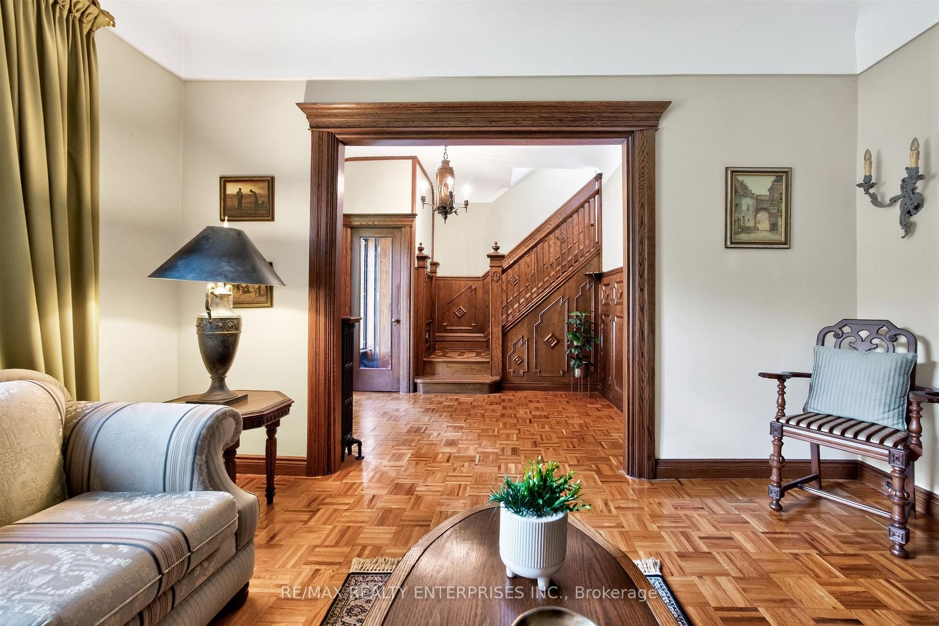 Photo 11 of 162 Mavety Street, Toronto, Junction Area — HOMEH