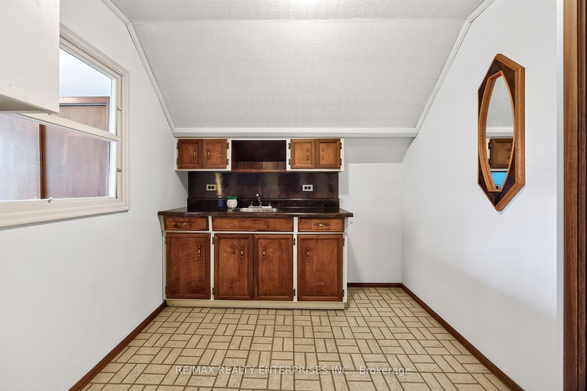 Photo 38 of 162 Mavety Street, Toronto, Junction Area — HOMEH