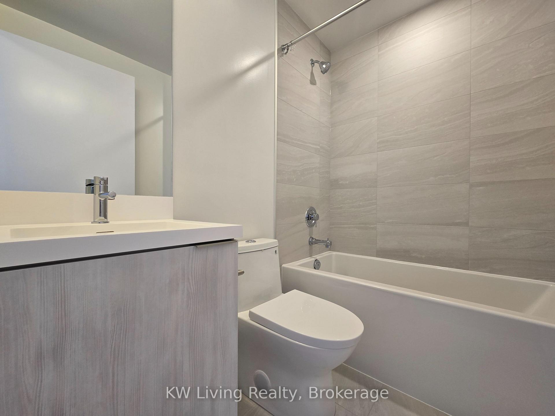 Photo 4 of Unit 1806, 400 King Street W, Toronto, Waterfront Communities — HOMEH