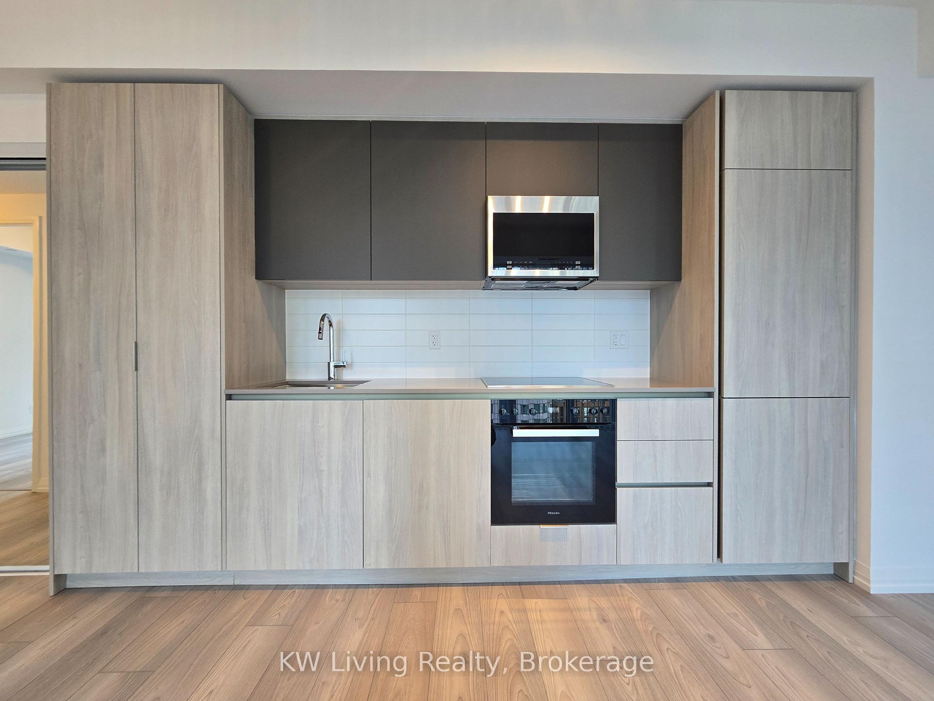 Photo 8 of Unit 1806, 400 King Street W, Toronto, Waterfront Communities — HOMEH