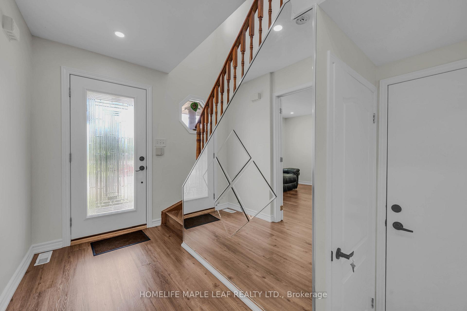 Photo 7 of 191 Stirling Macgregor Drive, Cambridge, St Andrews/Southwood — HOMEH