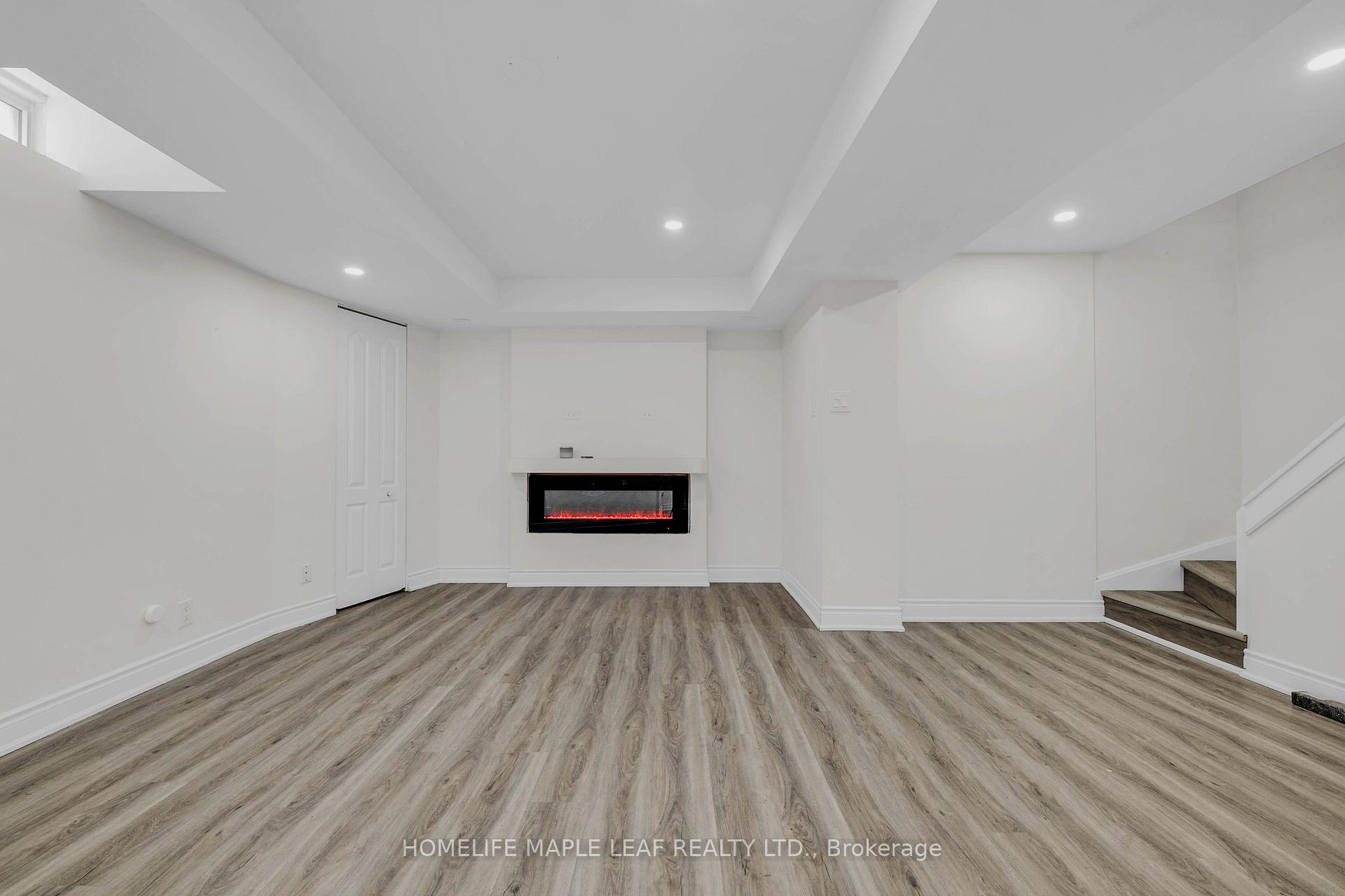 Photo 26 of 191 Stirling Macgregor Drive, Cambridge, St Andrews/Southwood — HOMEH