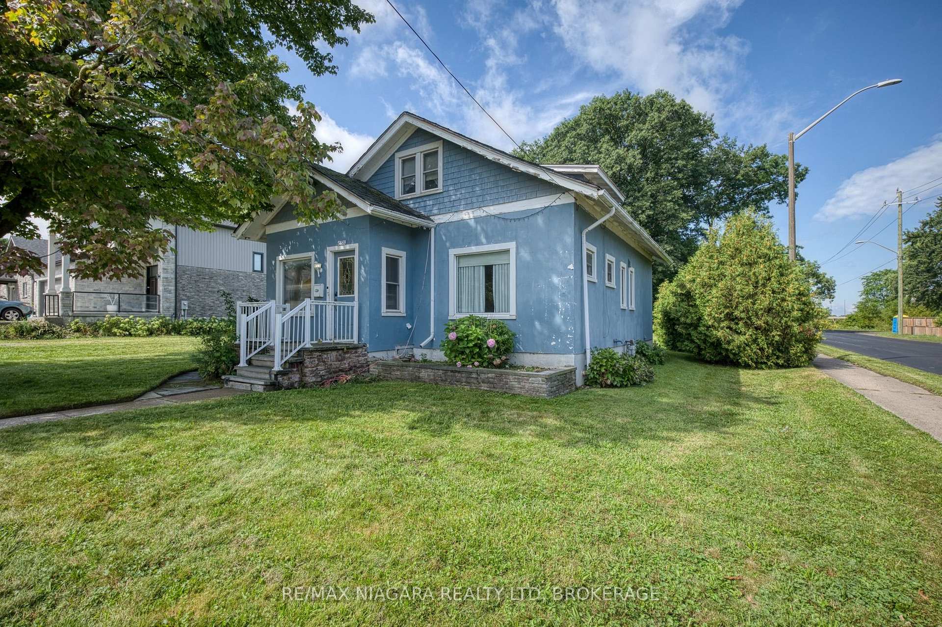 Photo 5 of 5469 Prince Edward Avenue, Niagara Falls, Hospital — HOMEH