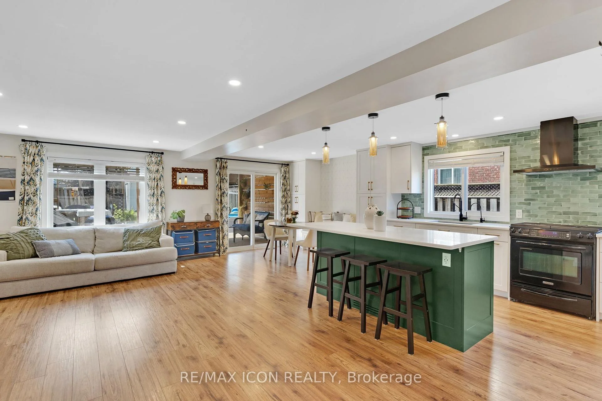 Photo 14 of 311 Misty Crescent, Kitchener, Grand River North — HOMEH