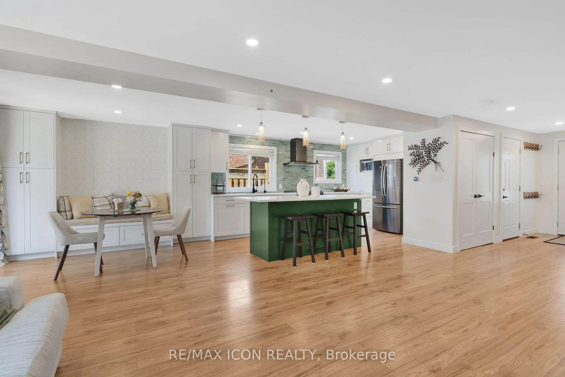 Photo 17 of 311 Misty Crescent, Kitchener, Grand River North — HOMEH