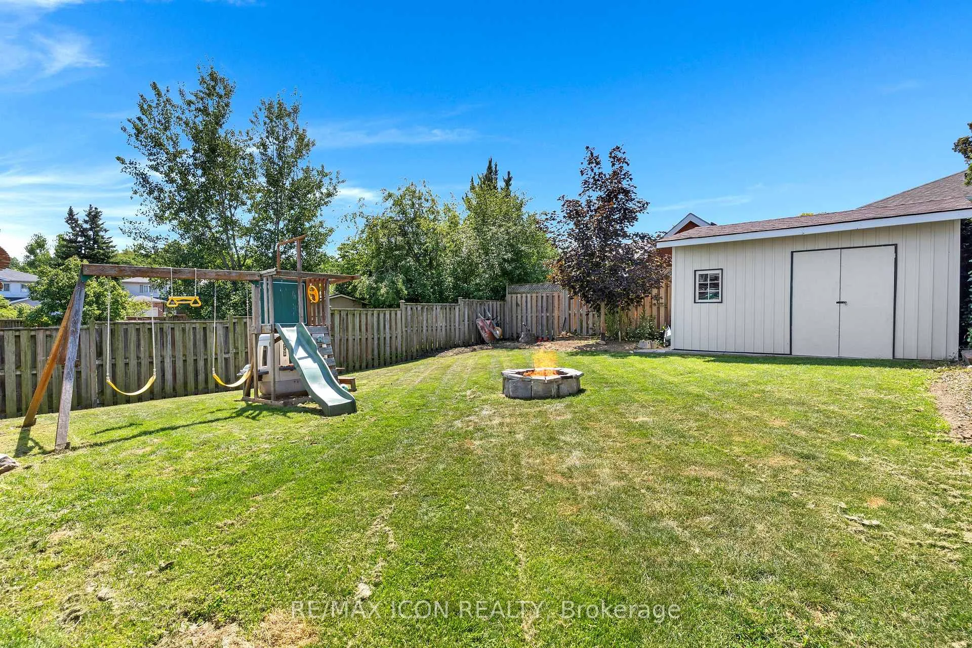 Photo 41 of 311 Misty Crescent, Kitchener, Grand River North — HOMEH