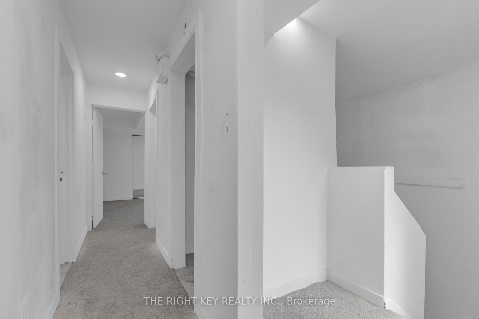 Photo 5 of 127 York Street, Ottawa, Lower Town/Byward Market — HOMEH