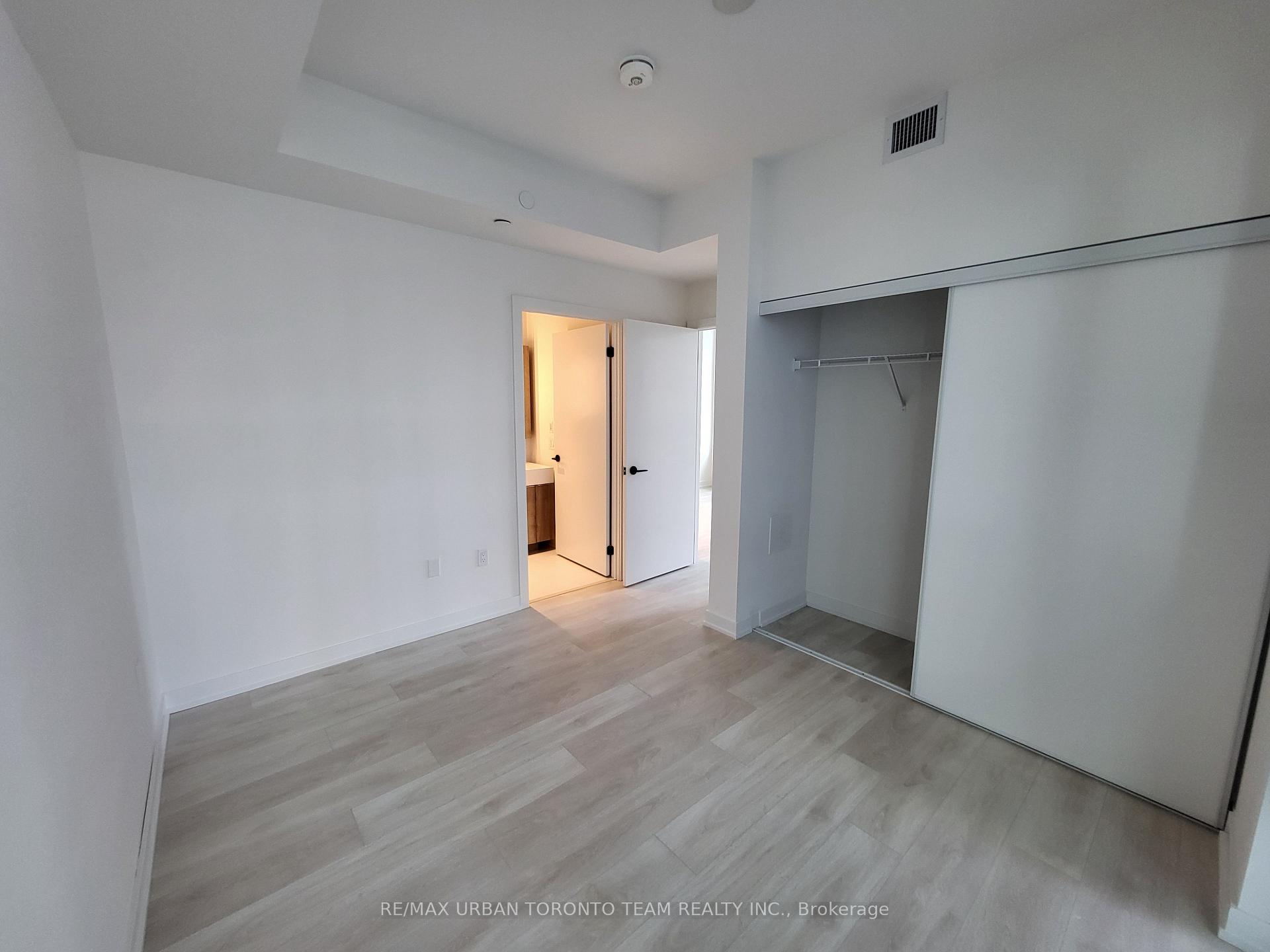 Photo 27 of Unit 801, 117 broadway Avenue, Toronto, Mount Pleasant West — HOMEH