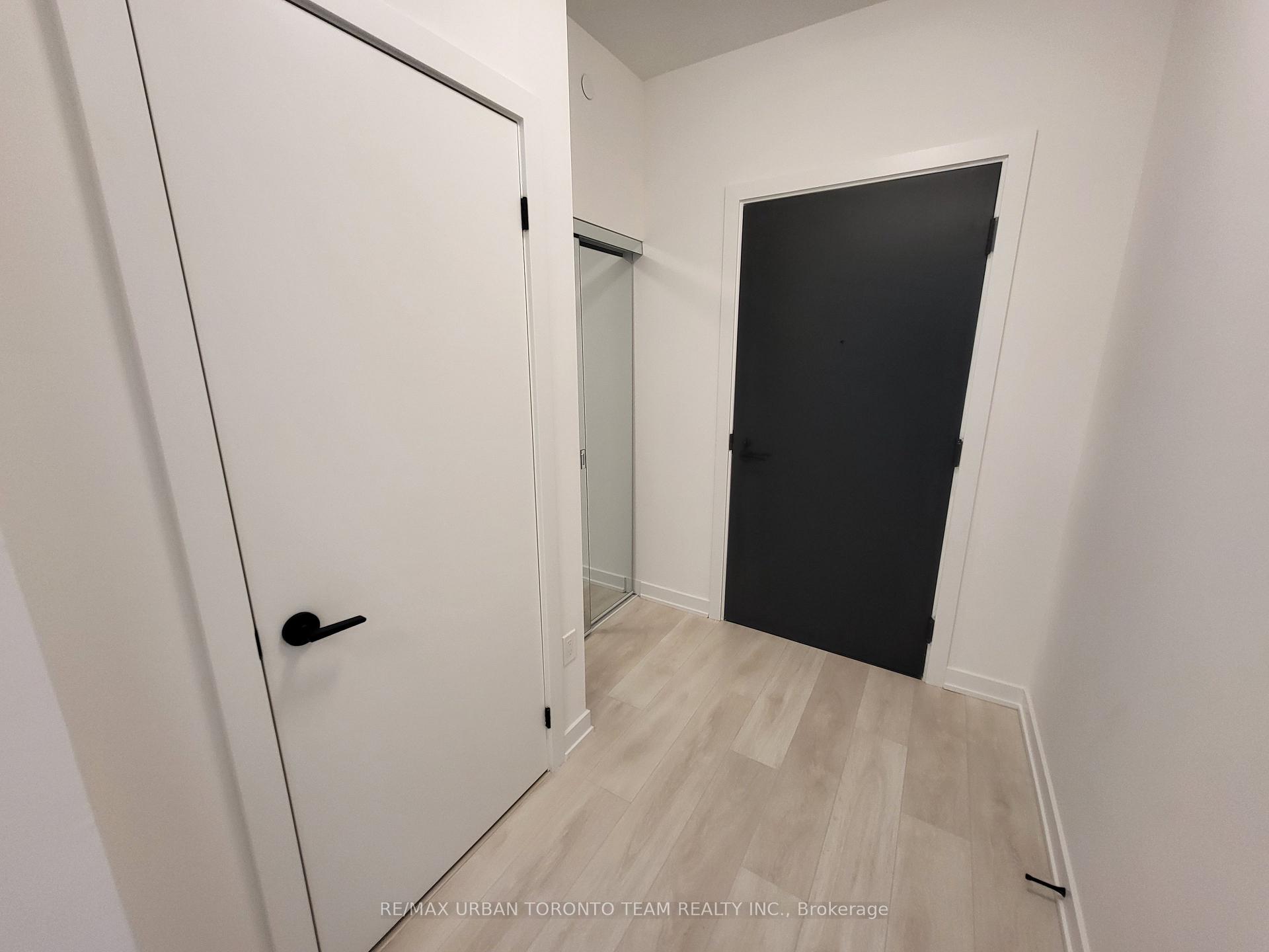 Photo 33 of Unit 801, 117 broadway Avenue, Toronto, Mount Pleasant West — HOMEH