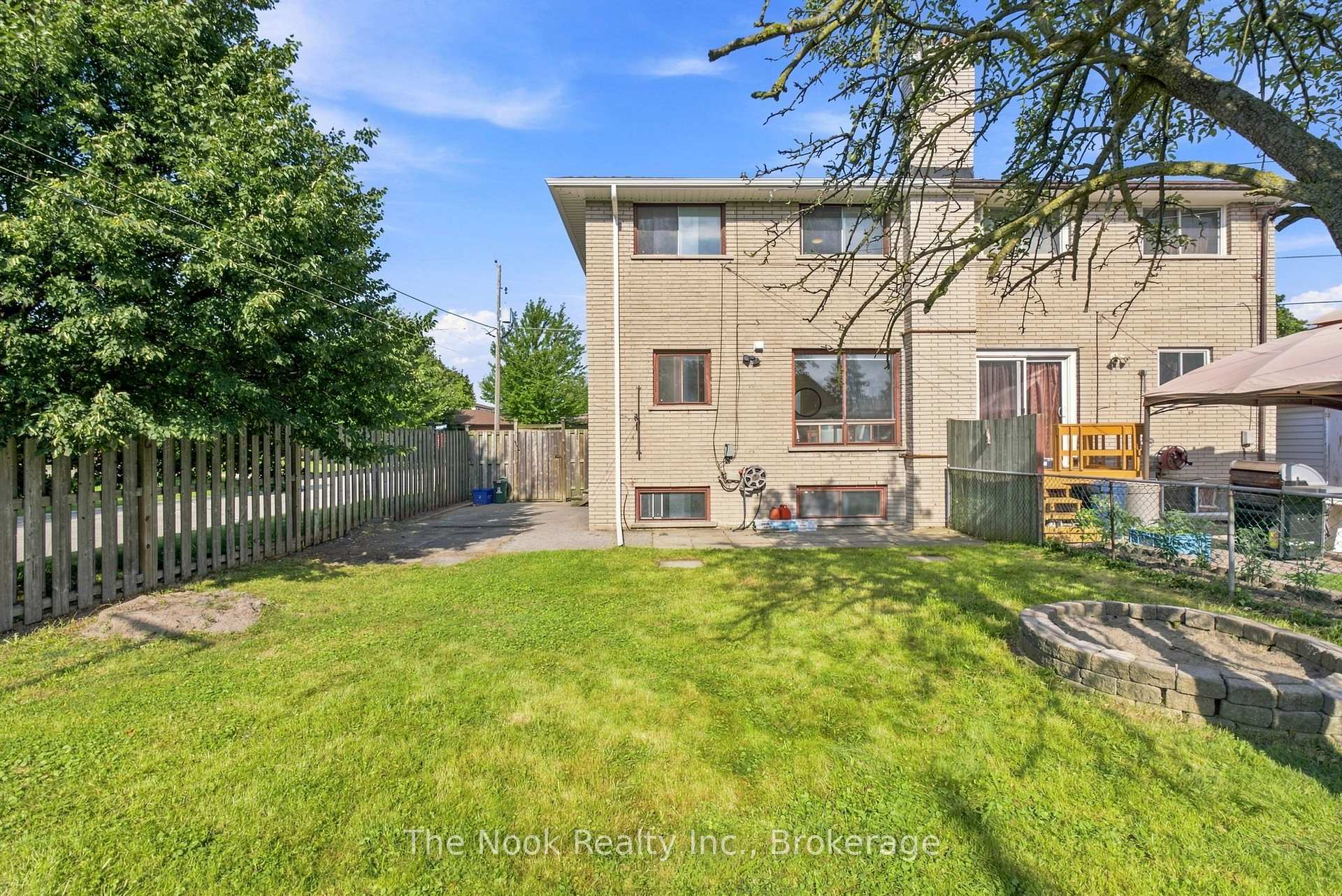Photo 2 of 98 Durham Street, Oshawa, Vanier — HOMEH