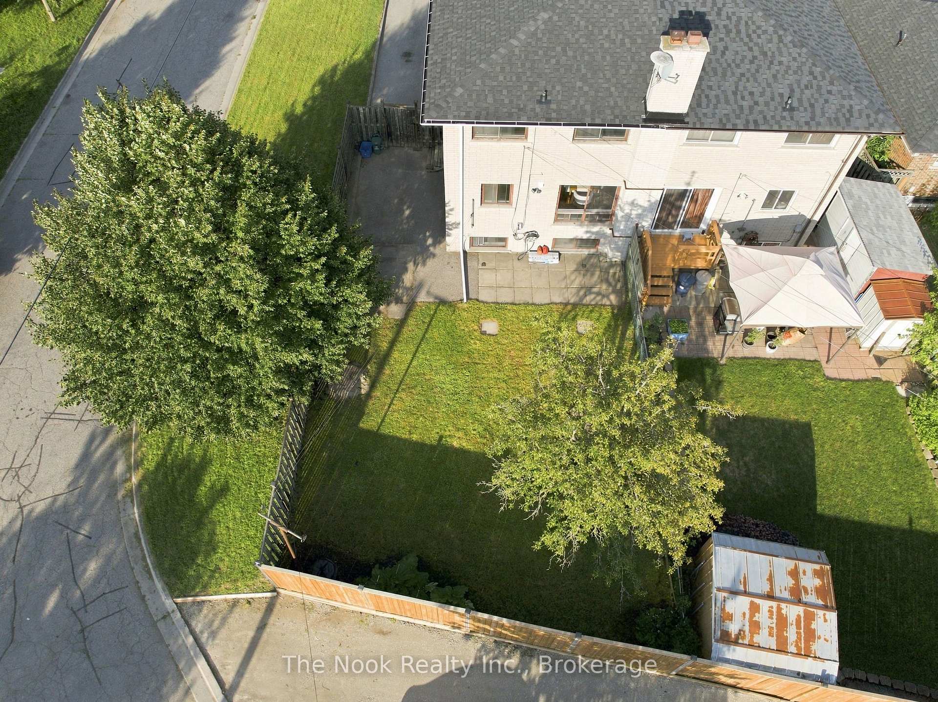 Photo 4 of 98 Durham Street, Oshawa, Vanier — HOMEH
