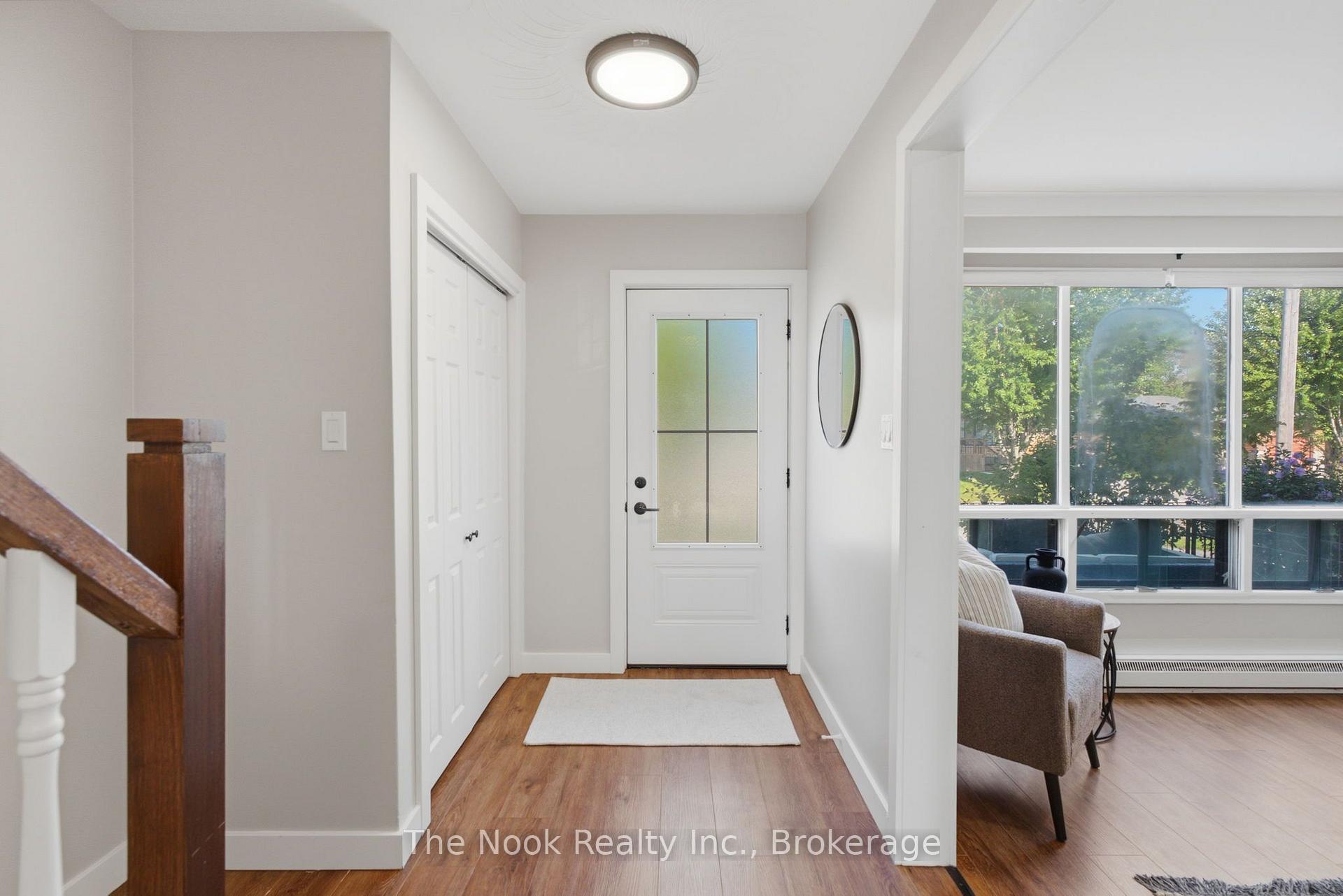 Photo 5 of 98 Durham Street, Oshawa, Vanier — HOMEH