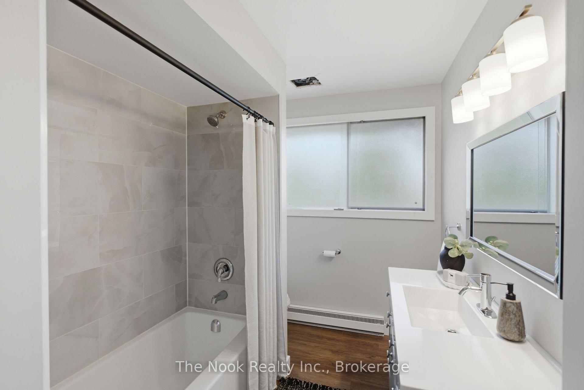 Photo 29 of 98 Durham Street, Oshawa, Vanier — HOMEH