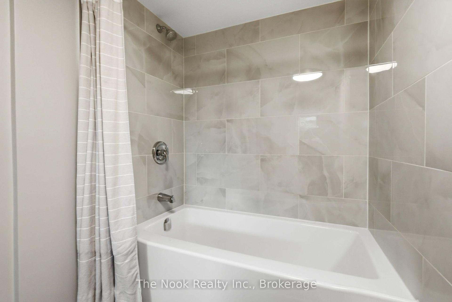 Photo 43 of 98 Durham Street, Oshawa, Vanier — HOMEH