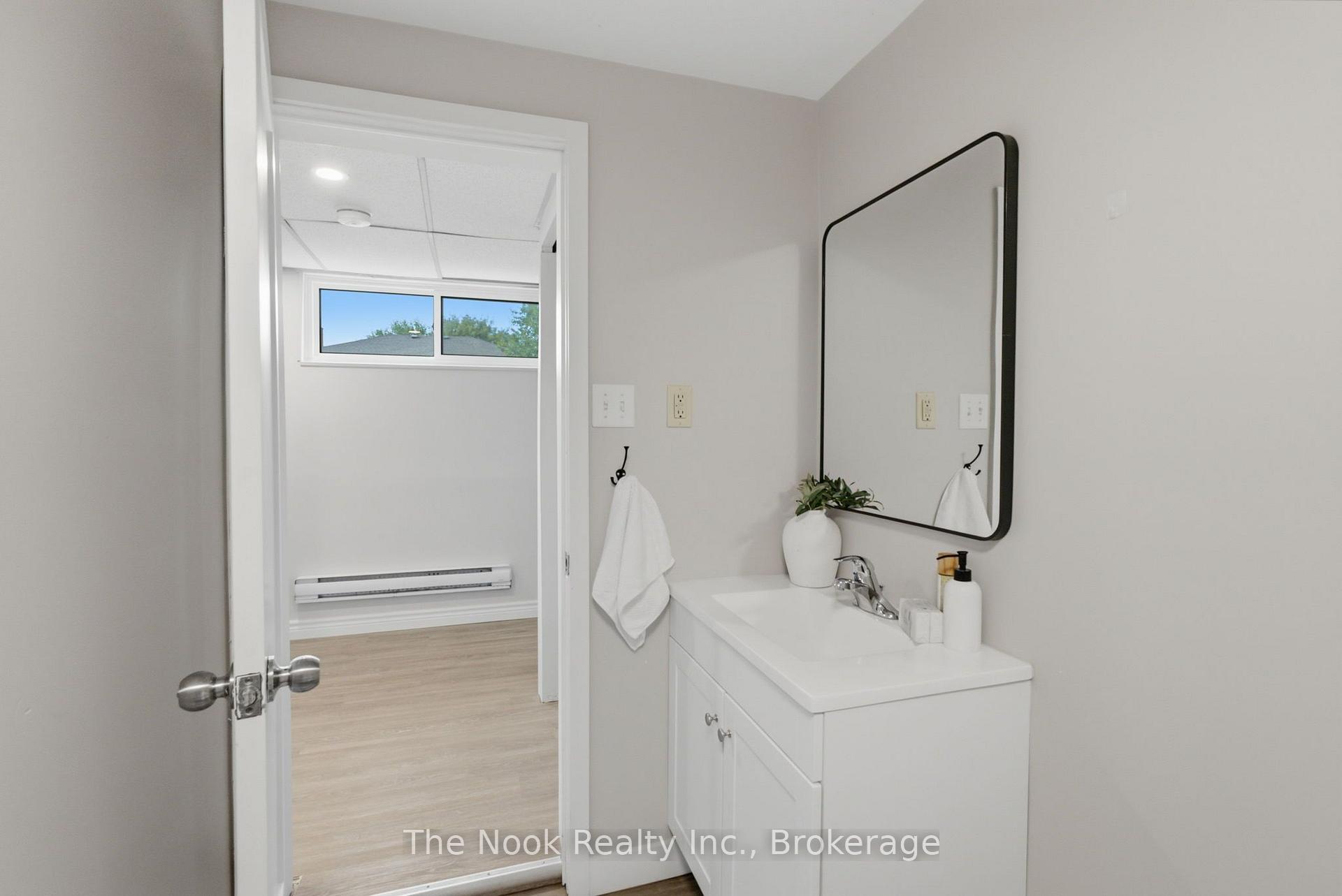 Photo 44 of 98 Durham Street, Oshawa, Vanier — HOMEH