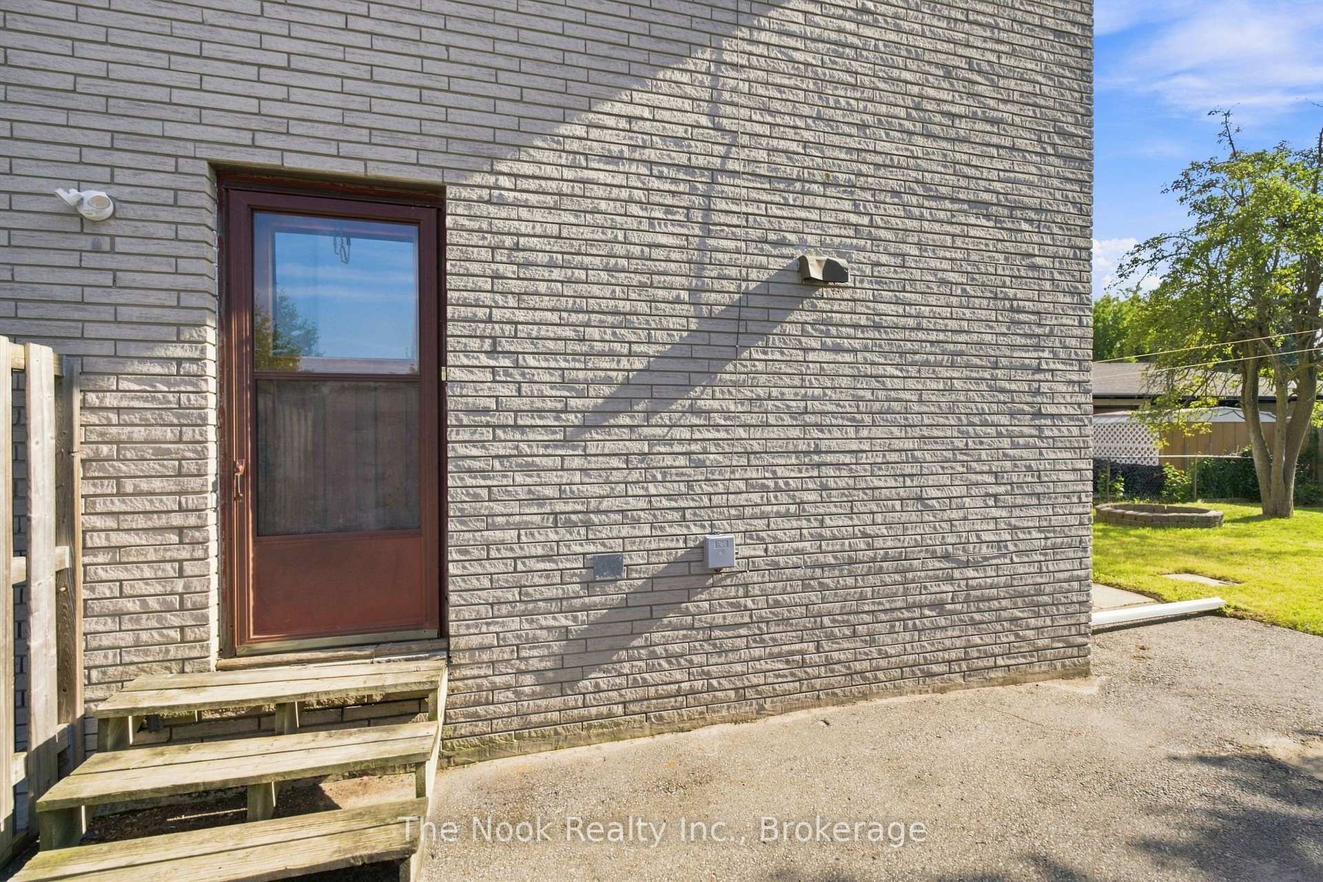 Photo 50 of 98 Durham Street, Oshawa, Vanier — HOMEH