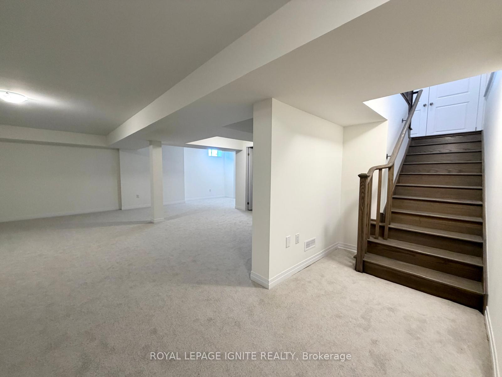 Photo 8 of 537 Hudson Crescent, Midland — HOMEH
