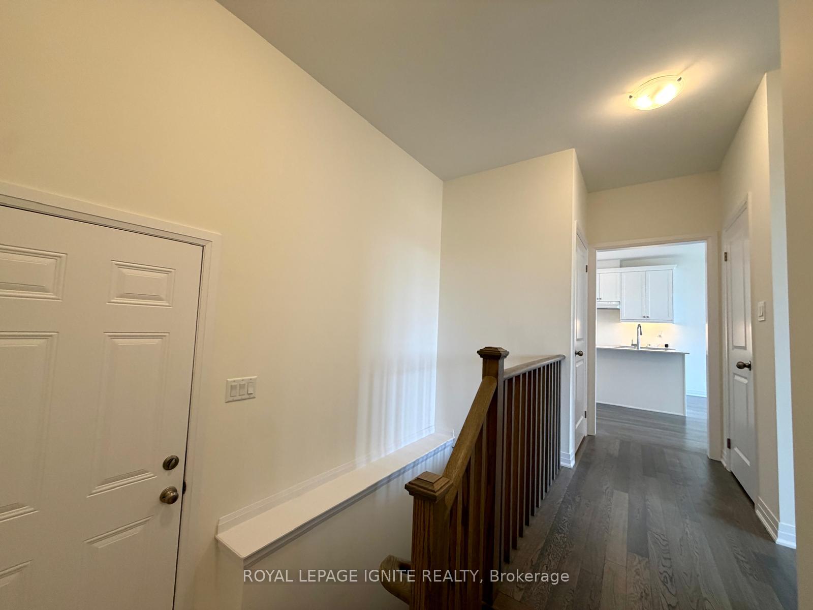 Photo 11 of 537 Hudson Crescent, Midland — HOMEH