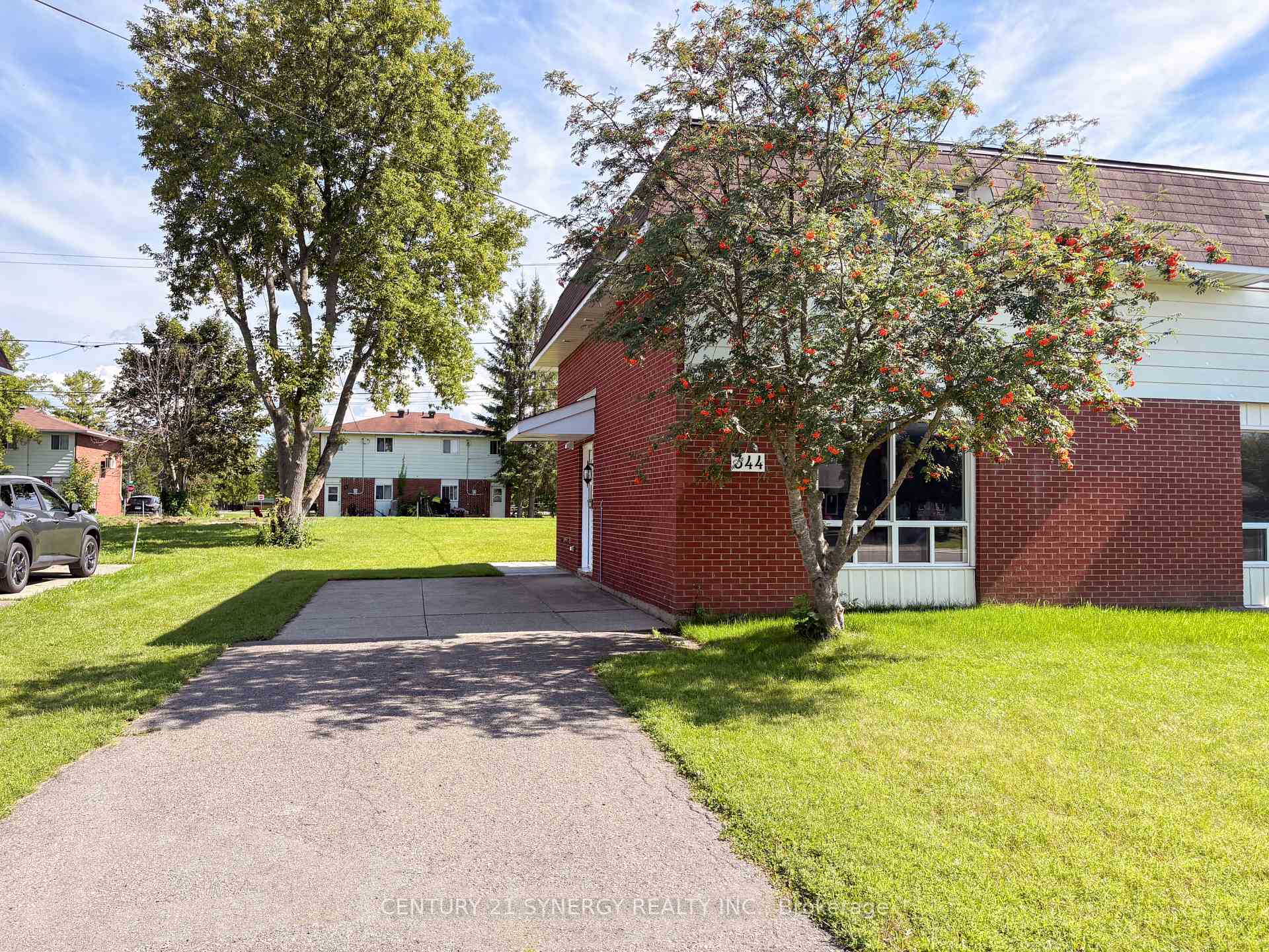Photo 3 of 344 Pattie Drive, Carleton Place, Carleton Place — HOMEH