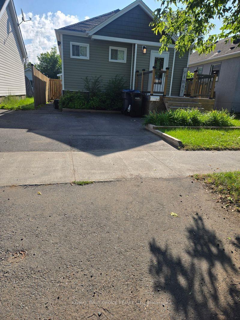 Photo 2 of 734 Franklin Street S, Thunder Bay, Westfort — HOMEH