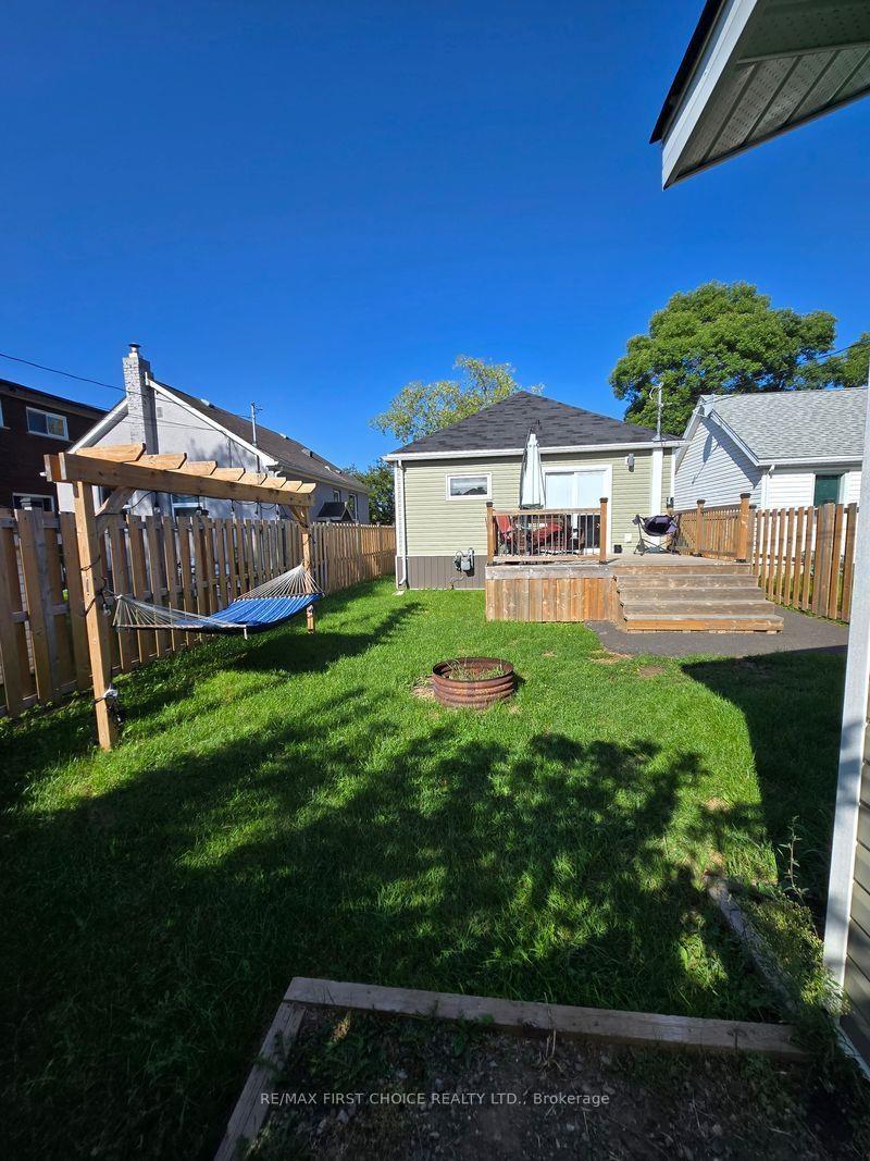 Photo 7 of 734 Franklin Street S, Thunder Bay, Westfort — HOMEH