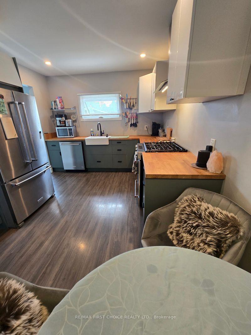 Photo 25 of 734 Franklin Street S, Thunder Bay, Westfort — HOMEH