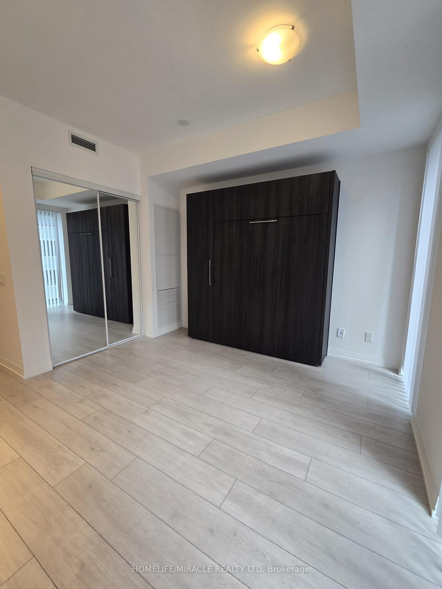 Photo 11 of Unit 2301, 400 King Street, Toronto, Waterfront Communities — HOMEH