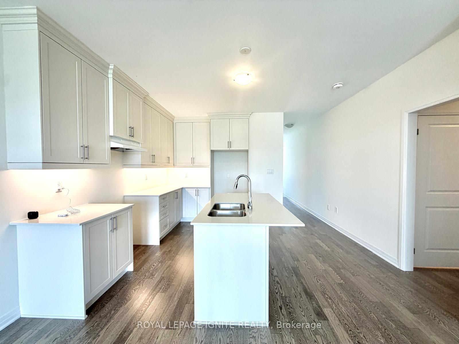 Photo 10 of 551 Hudson Street, Midland — HOMEH