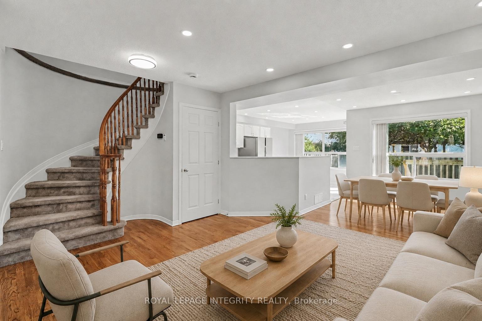Photo 7 of 15 Angus Drive, Ottawa, Kanata - Katimavik — HOMEH