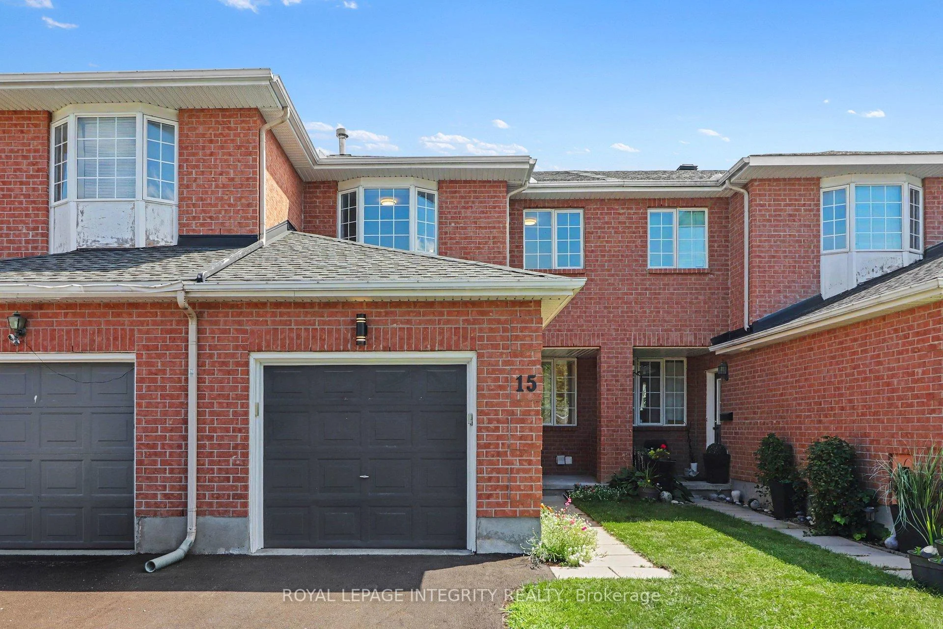 Photo 3 of 15 Angus Drive, Ottawa, Kanata - Katimavik — HOMEH